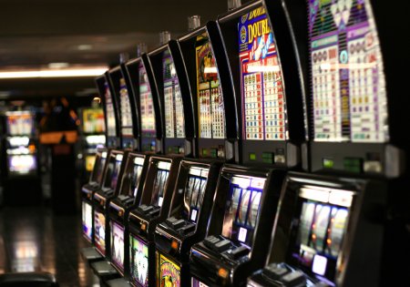 Четыре штата США издают приказы о прекращении действия казино Metaverse Casino Slotie